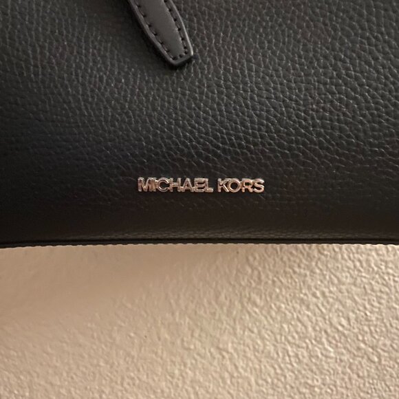 MICHAEL Michael Kors EMILIA Small Leather Satchel - Picture 2 of 6